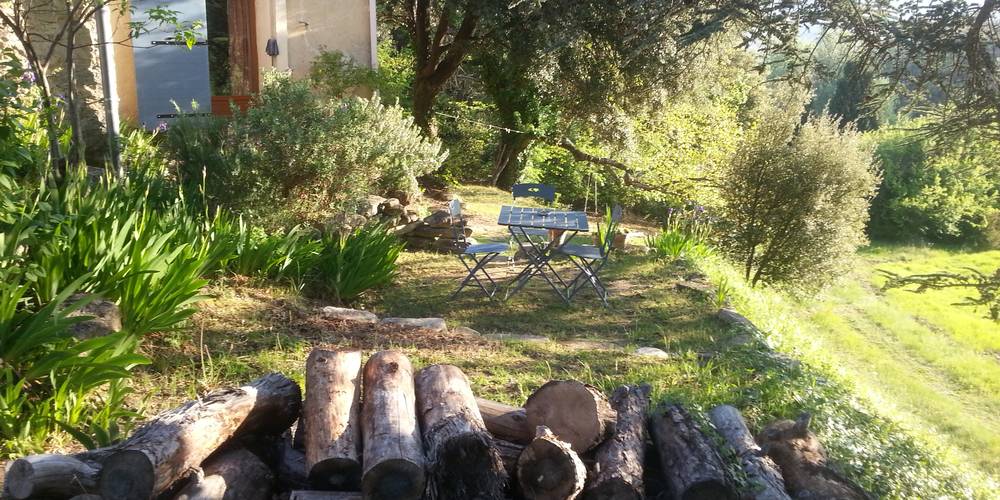 ENTREE DU GITE -  FERME DU DÉSERT (Provence-Alpes-Côte d’Azur, Vaucluse)