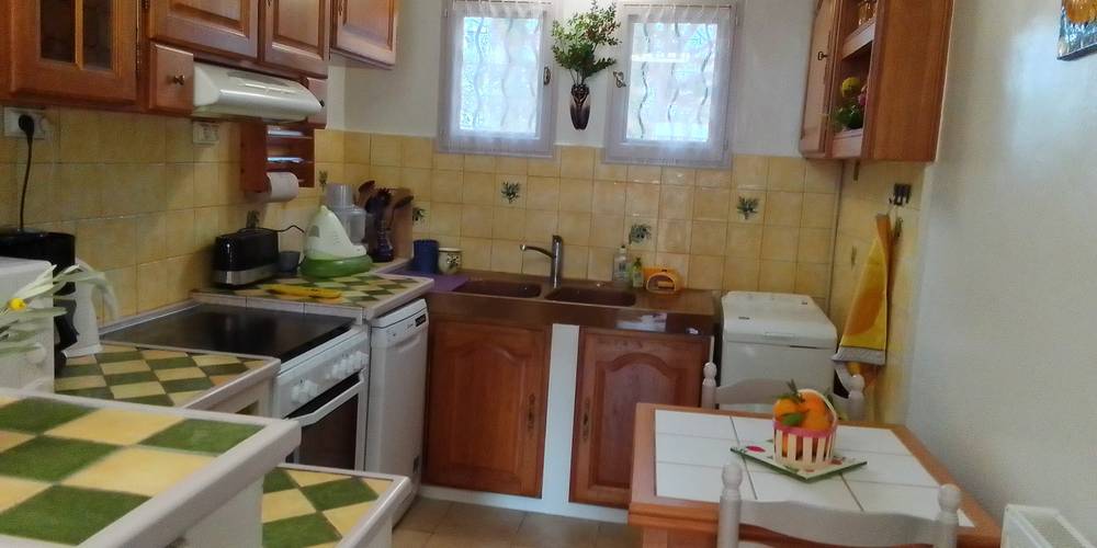  LE PETIT MAS DES PINS (Provence-Alpes-Côte d’Azur, Bouches-du-Rhône)