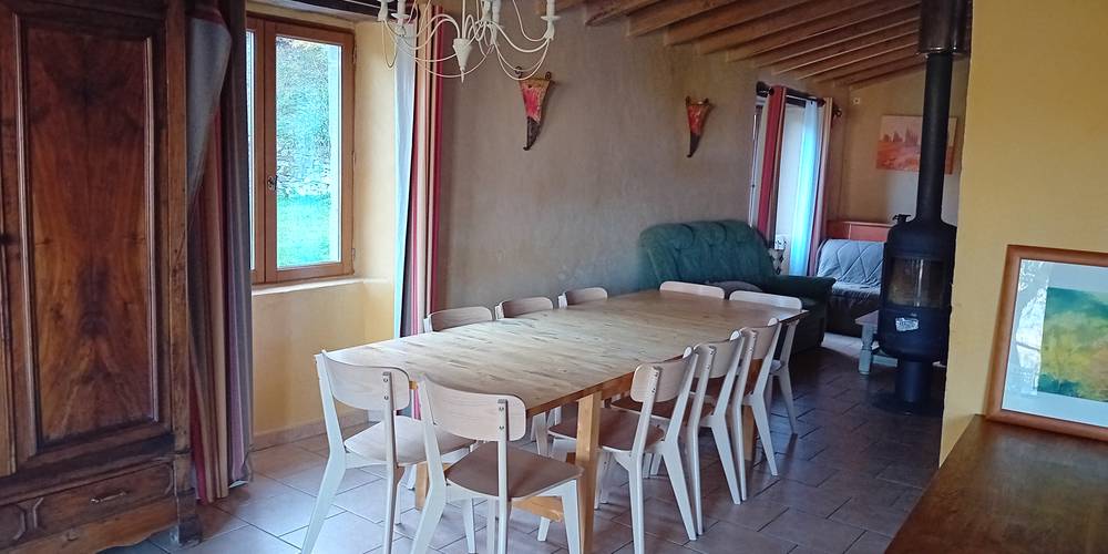 Table du gîte -  GÎTE AU BOUT DU CHEMIN (Auvergne-Rhône-Alpes, Drôme)
