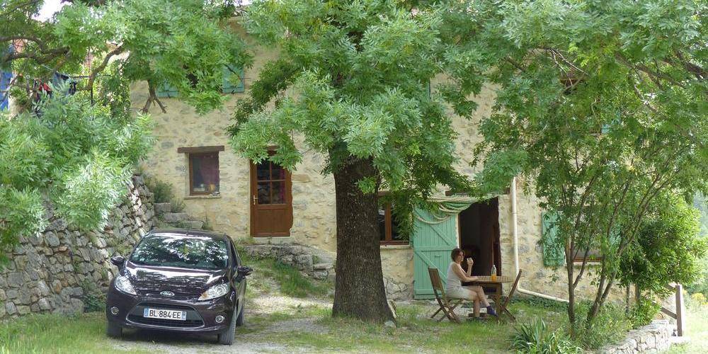  FERME DES AYGUES "le frêne " (Auvergne-Rhône-Alpes, Drôme)