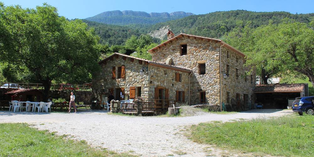  AIRE NATURELLE DE POMMEROL (Auvergne-Rhône-Alpes, Drôme)