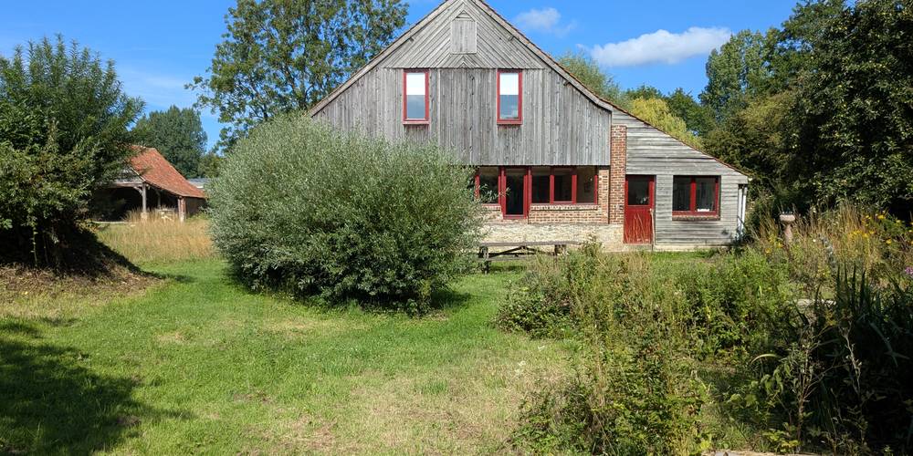 Le gîte vu de la mare -  GÎTE DE LA POTERIE (Hauts-de-France, Pas-de-Calais)