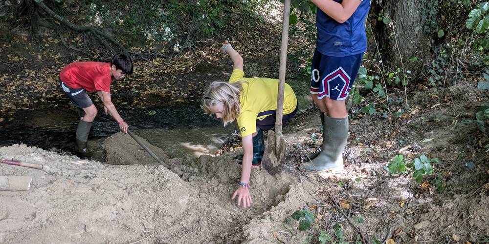 Près de la rivière -  GÎTE DE LA POTERIE (Hauts-de-France, Pas-de-Calais)