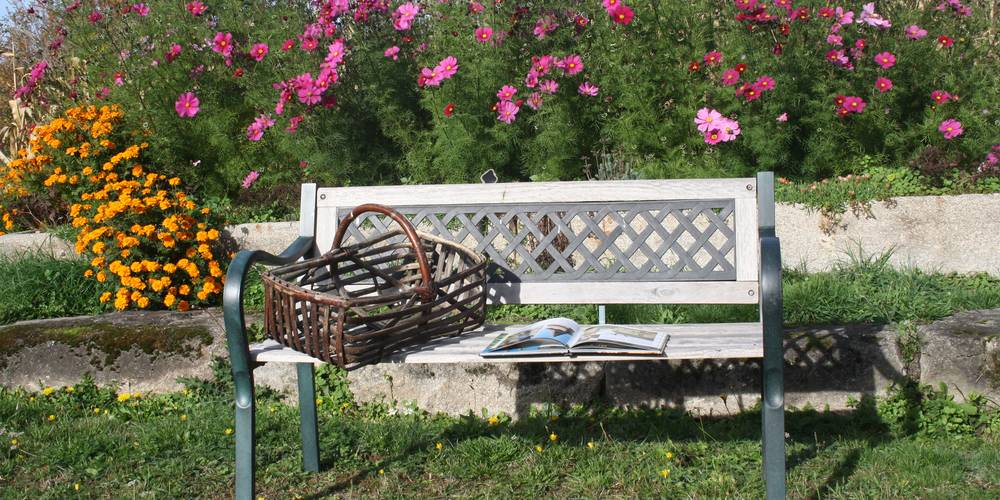 repos au jardin -  Ferme de La Lande (Centre-Val de Loire, Indre)