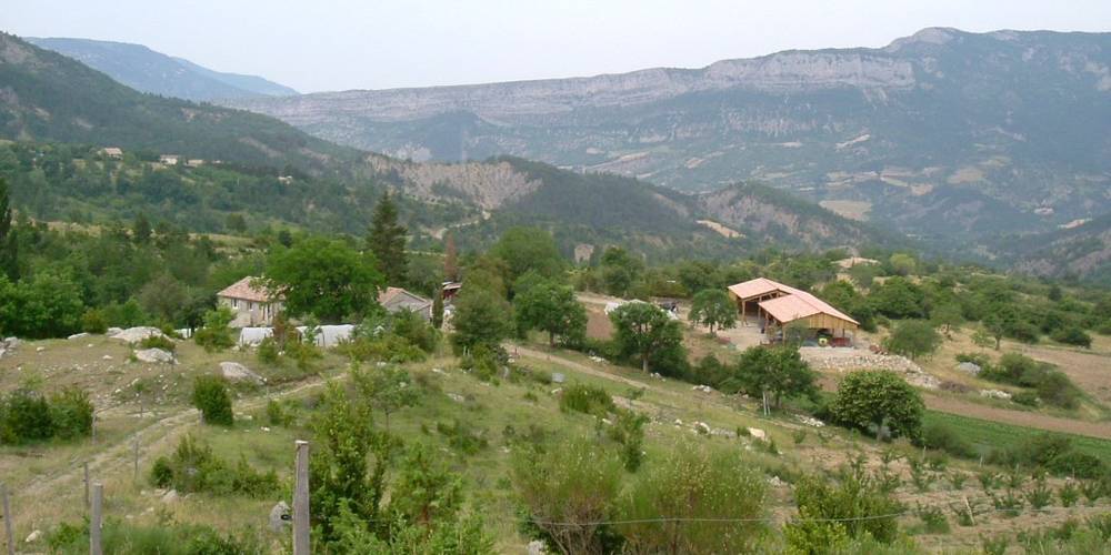  FERME DE PIERRE VIEILLE (Auvergne-Rhône-Alpes, Drôme)