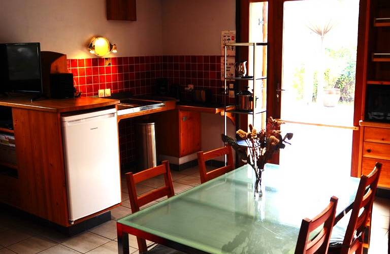 Pièce à vivre gîte des lacs -  GÎTES DES LACS (Auvergne-Rhône-Alpes, Savoie)