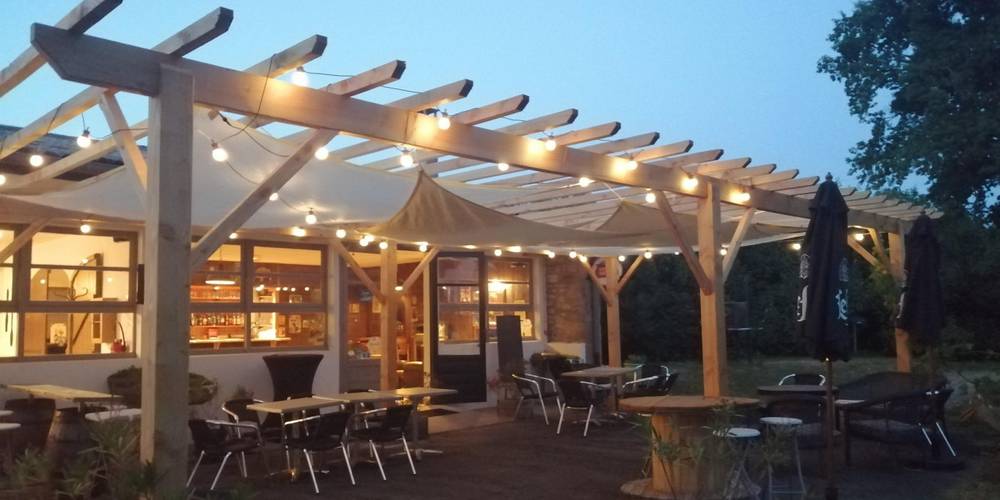 TERRASSE BAR -  AU DOMAINE DE MEILHAC (Nouvelle-Aquitaine, Corrèze)