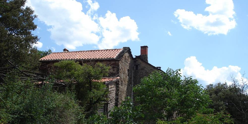Deux chambres et un gîte sont à disposition. -  Ferme bio de La Baraque (Occitanie, Gard)