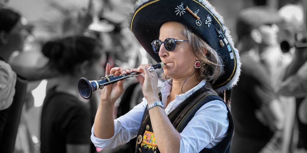 Sonneur au fête de Cornouaille -  FERME DU GORRÉ (Bretagne, Finistère)