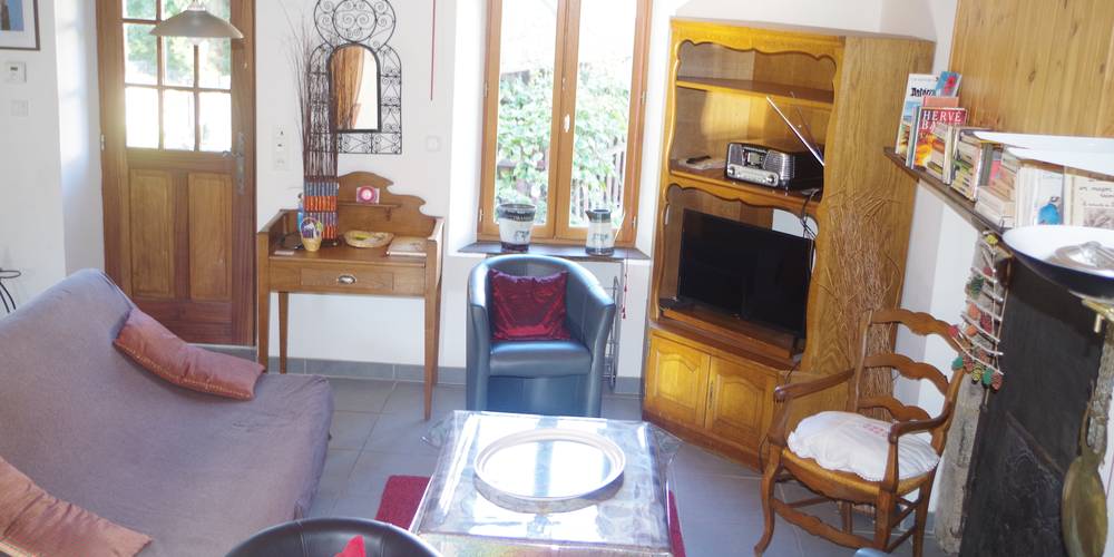 le Coin salon -  LA MAISON ROUGE (Nouvelle-Aquitaine, Creuse)