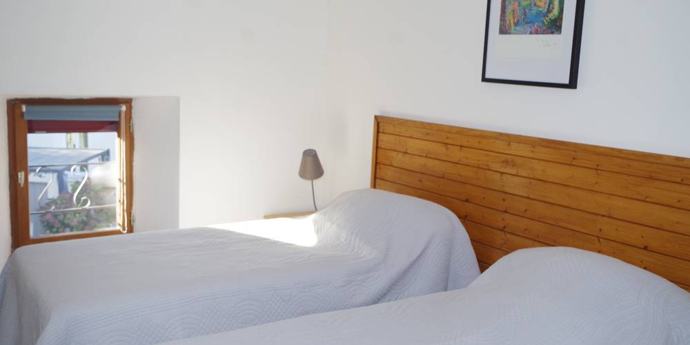 chambre 1 -  LA MAISON ROUGE (Nouvelle-Aquitaine, Creuse)